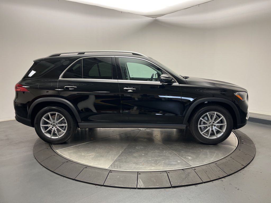 Thumbnail: 2026 Mercedes-Benz GLE - 8