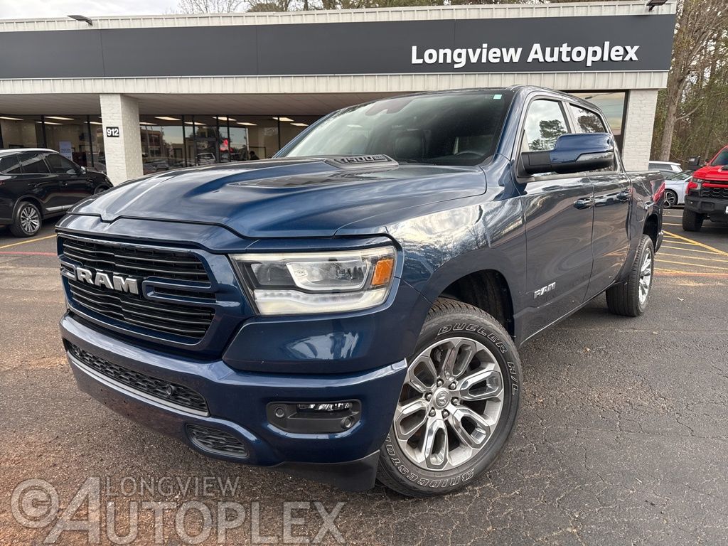2023 RAM 1500 Laramie Crew Cab 4WD