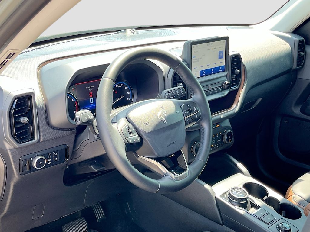2024 Ford Bronco Sport Outer Banks - 8