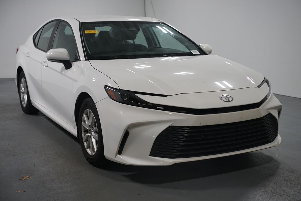 Thumbnail: 2025 Toyota Camry - 3