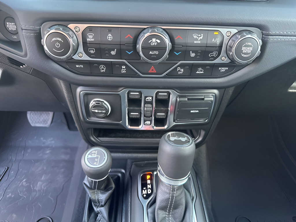 New Car 2025 Jeep Wrangler  Sahara For Sale In Austin, Texas