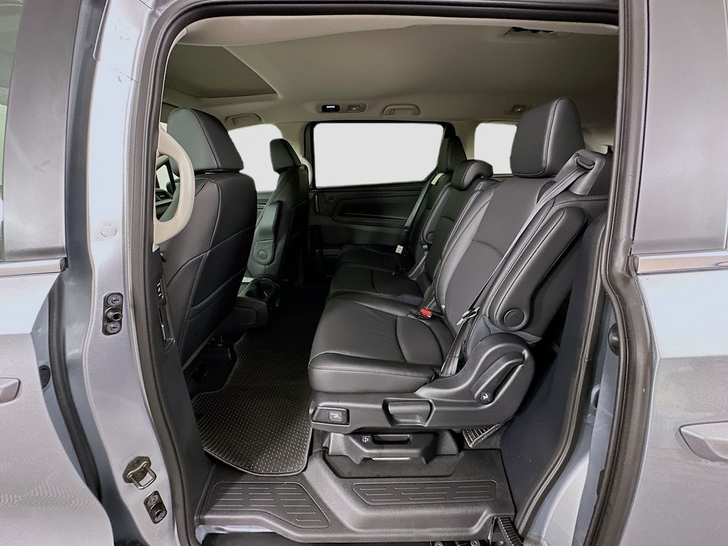 Thumbnail: 2026 Honda Odyssey - 16