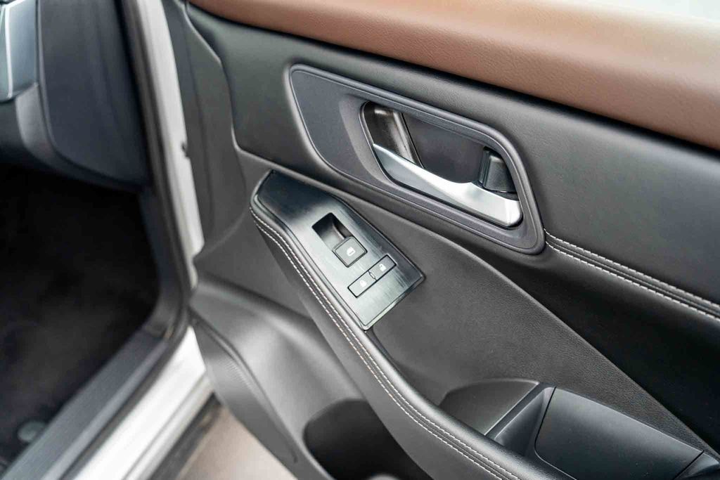 Used Car 2023 Nissan Rogue  Sv For Sale Under $25,000 In Austin, Texas