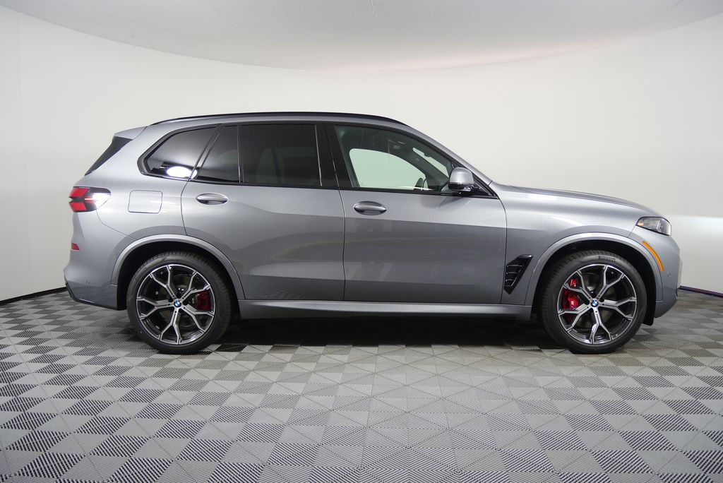 Thumbnail: 2026 BMW X5 - 2