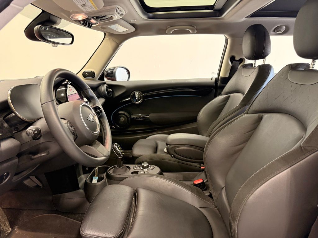 Thumbnail: 2023 MINI Cooper - 10