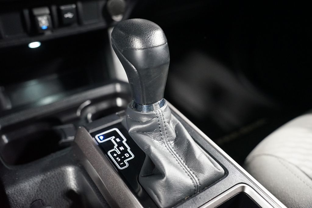 Thumbnail: 2023 Toyota Tacoma - 23