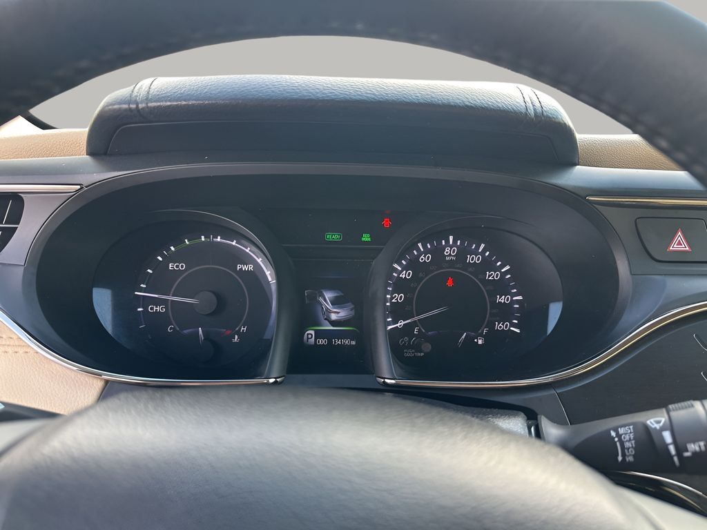 Used Car 2015 Toyota Avalon Hybrid  Xle Touring For Sale Under $15,000 In Austin, Texas