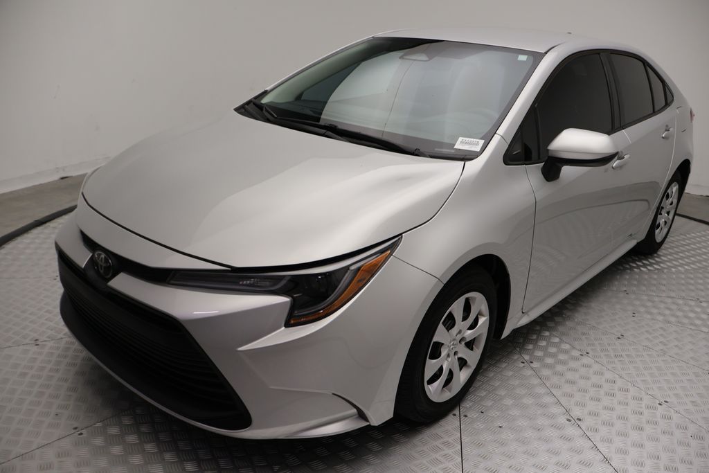 Thumbnail: 2024 Toyota Corolla - 2
