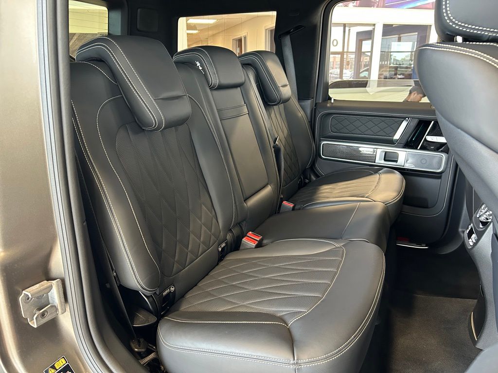 Thumbnail: 2022 Mercedes-Benz G-Class - 22