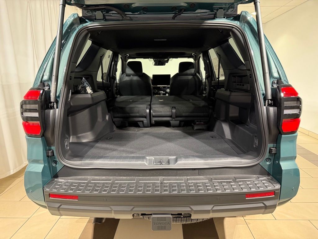 Thumbnail: 2026 Toyota 4Runner - 12
