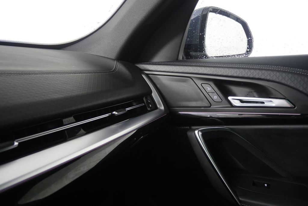 Thumbnail: 2024 BMW X2 - 27