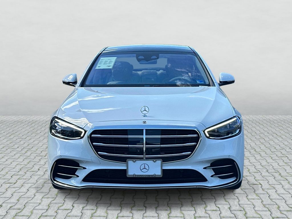 Thumbnail: 2024 Mercedes-Benz S-Class - 2