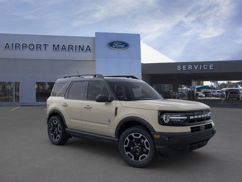 2024 Ford Bronco Sport Outer Banks 8