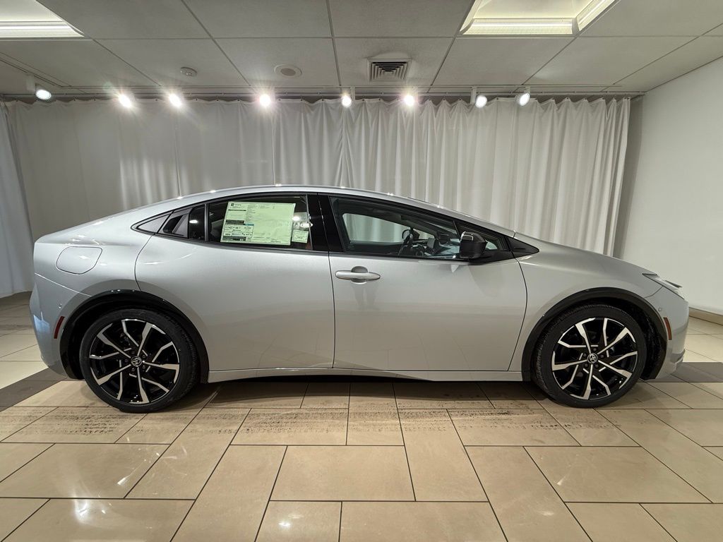 Thumbnail: 2026 Toyota Prius - 6