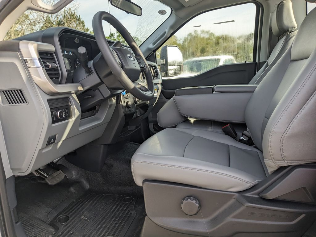 2024 Ford F-250 Super Duty XL