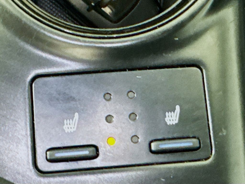 Used Car 2019 Toyota Camry Hybrid  Se For Sale Under $20,000 In Austin, Texas