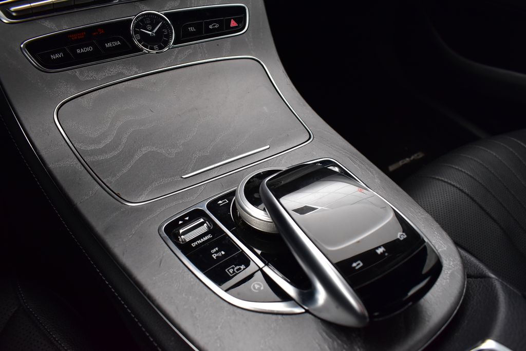 Thumbnail: 2019 Mercedes-Benz CLS - 23