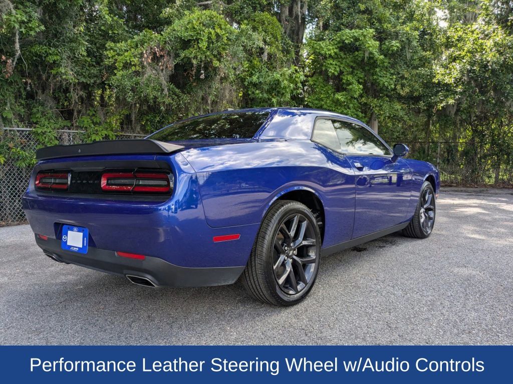 2022 Dodge Challenger SXT