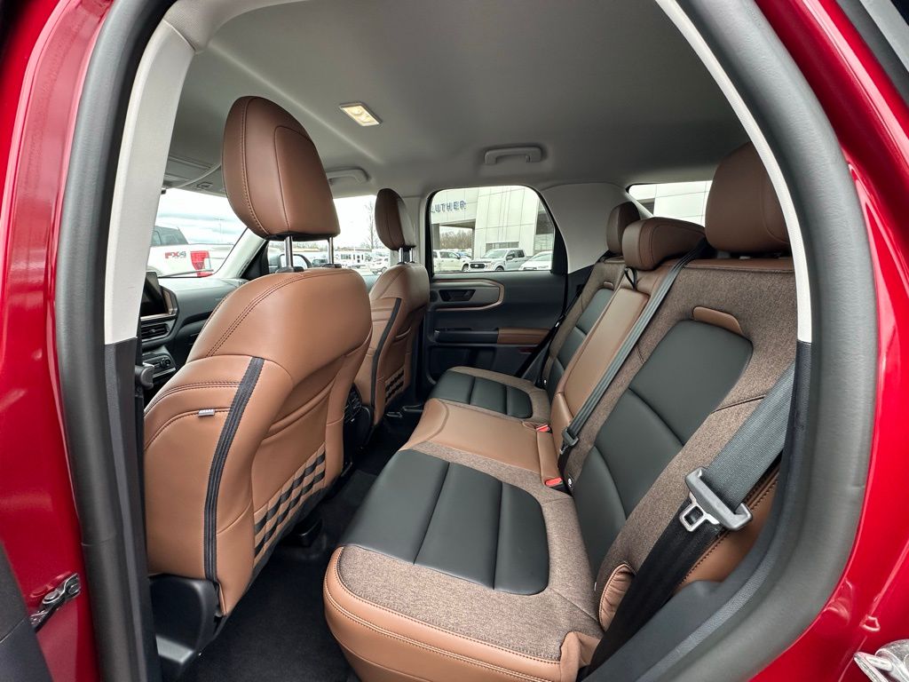 2026 Ford Bronco Sport Outer Banks - 10