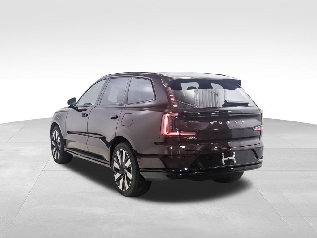 Thumbnail: 2025 Volvo EX90 - 3