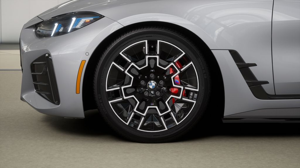 Thumbnail: 2026 BMW i4 - 32