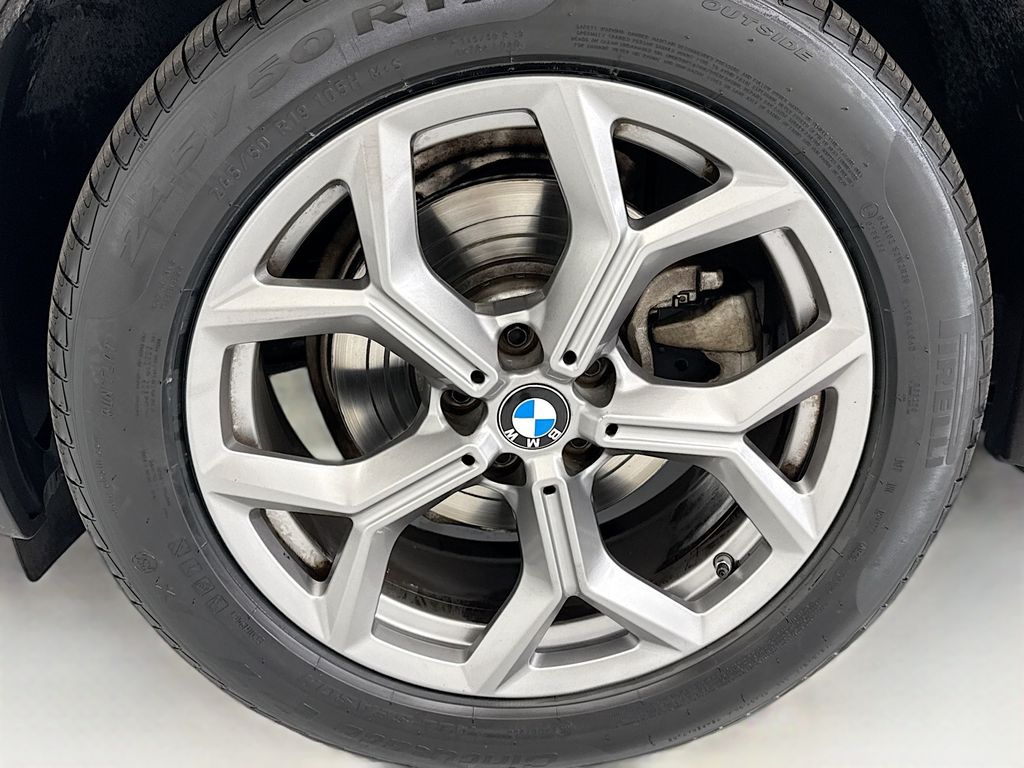 Thumbnail: 2023 BMW X3 - 29