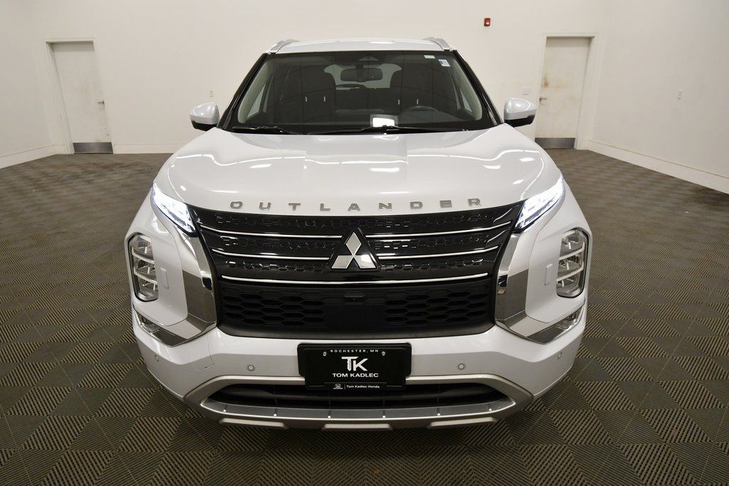 Used 2024 Mitsubishi Outlander PHEV SUV