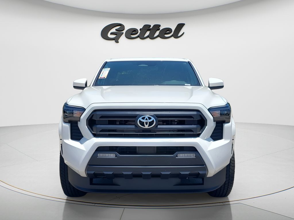 New 2026 White Toyota SR5 image 2