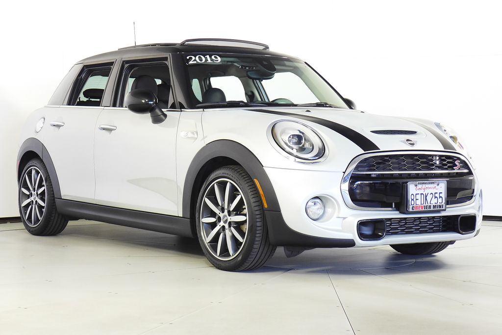 Thumbnail: 2019 MINI Cooper - 4