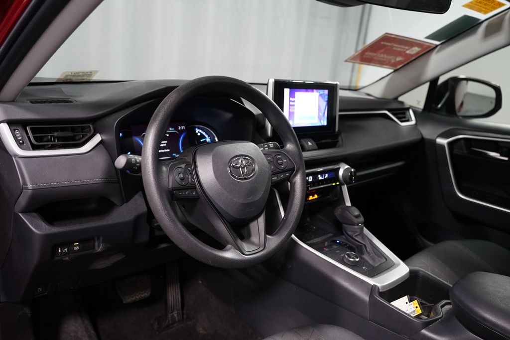 Thumbnail: 2024 Toyota RAV4 - 7