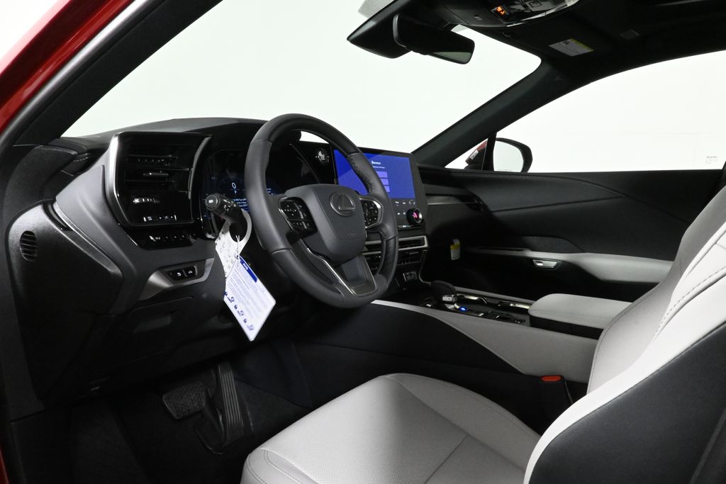 Thumbnail: 2025 Lexus RX - 15