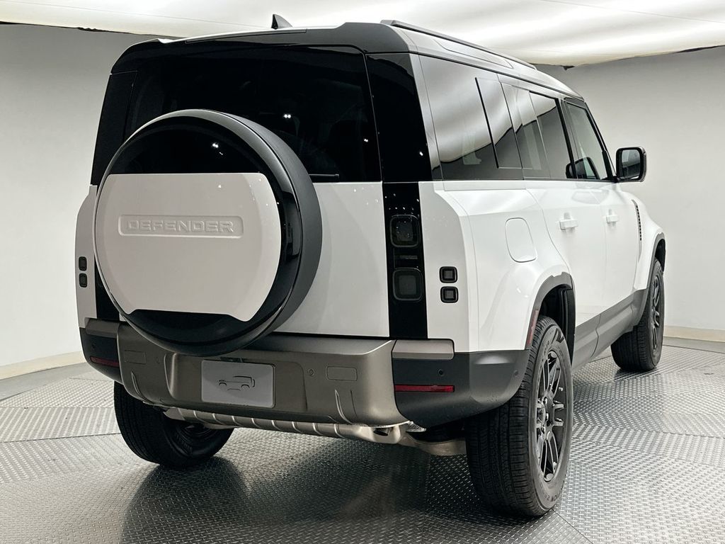 Thumbnail: 2026 Land Rover Defender - 3
