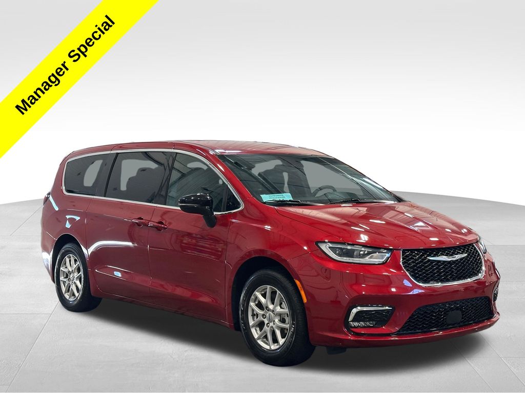 Red Hot Pearlcoat 2025 Chrysler Pacifica Select FWD Minivan Front-Wheel Drive 9-Speed Automatic