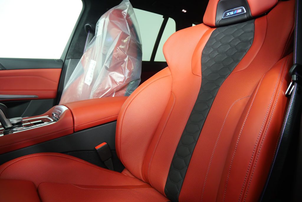 Thumbnail: 2026 BMW X5 - 12