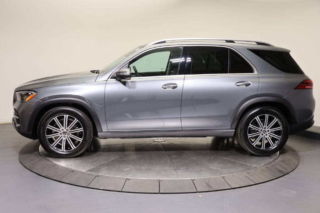 Thumbnail: 2026 Mercedes-Benz GLE - 2