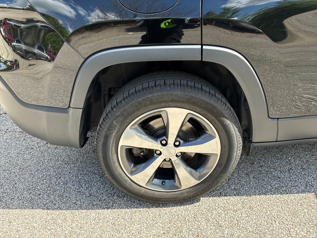 2020 Jeep Cherokee Limited Black at Carlisle Cadillac Buick GMC