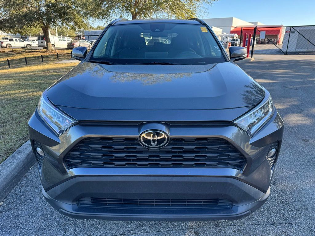 2021 Toyota RAV4 XLE 8