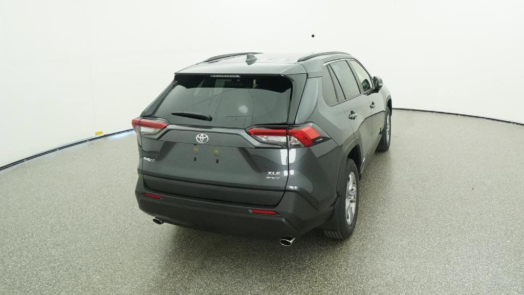 Thumbnail: 2025 Toyota RAV4 - 16