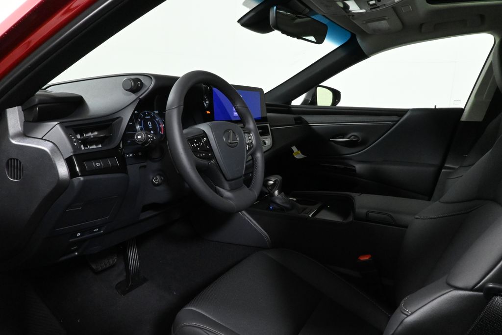 Thumbnail: 2025 Lexus ES - 15