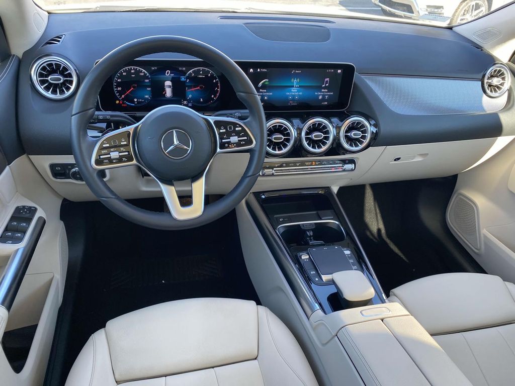 2021 Mercedes-Benz GLA 250 24