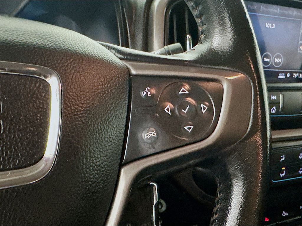 Used 2021 Beige GMC AT4 w/Cloth image 26