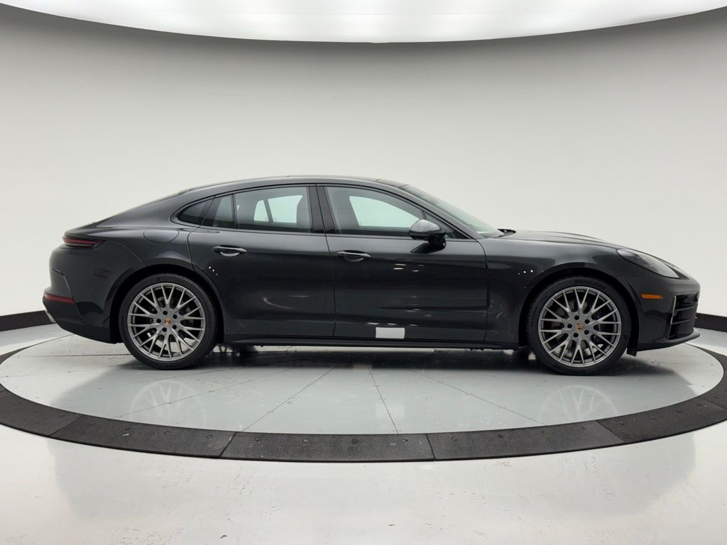Thumbnail: 2026 Porsche Panamera - 8