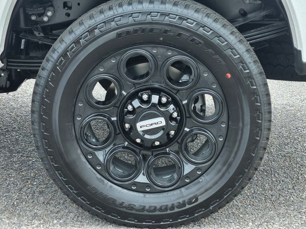 2026 Ford F-350SD Lariat White at Walterboro Ford