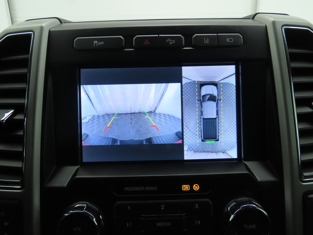 Thumbnail: 2020 Ford Econoline - 15