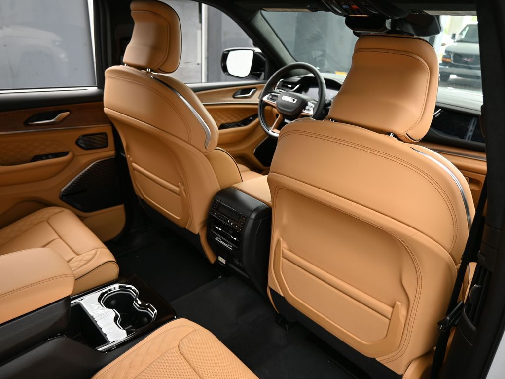 New 2025 Bright White Clearcoat Jeep Summit image 39