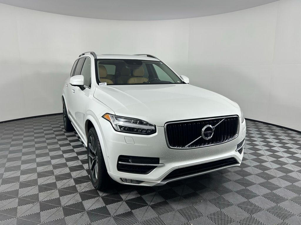 Thumbnail: 2016 Volvo XC90 - 3