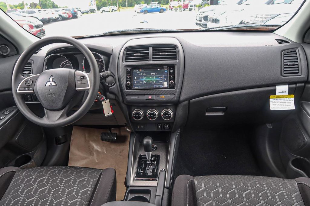 2025 Mitsubishi Outlander Sport 2.0 ES AWC