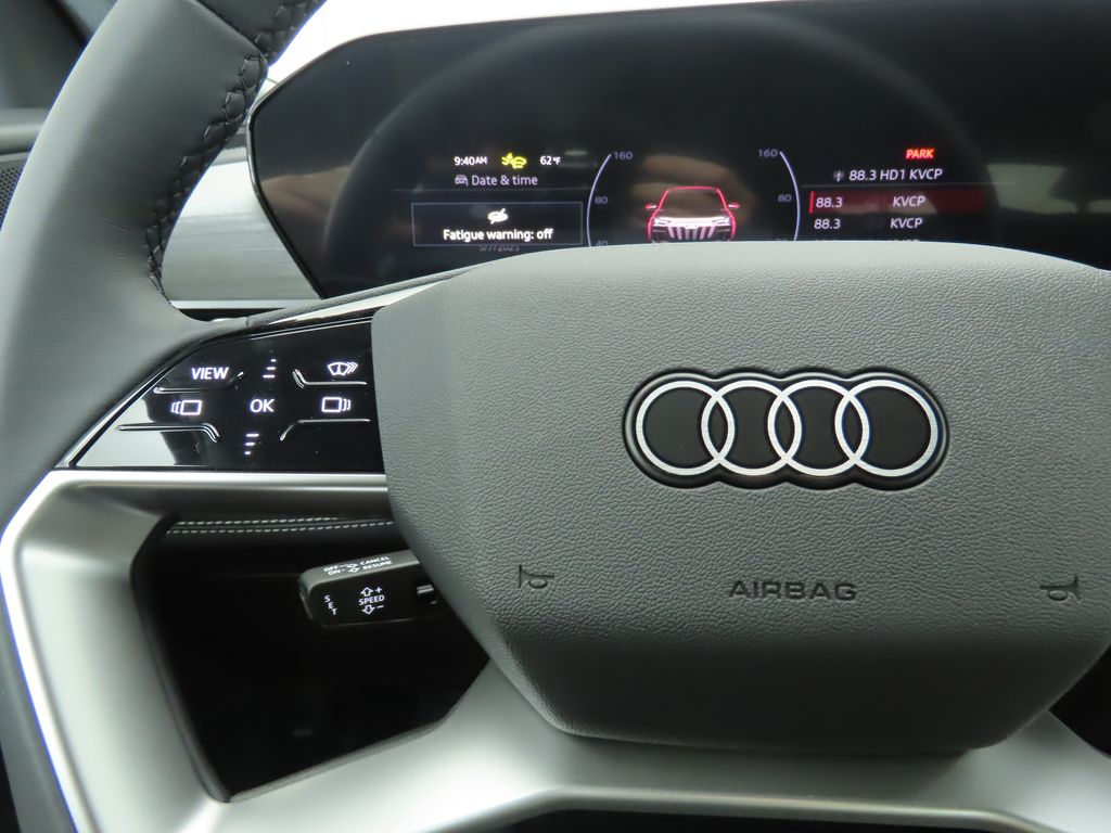 2025 Audi Q6 e-tron Premium 12