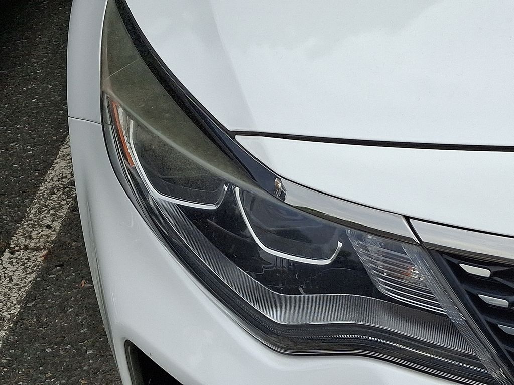 Thumbnail: 2017 Kia Optima - 4