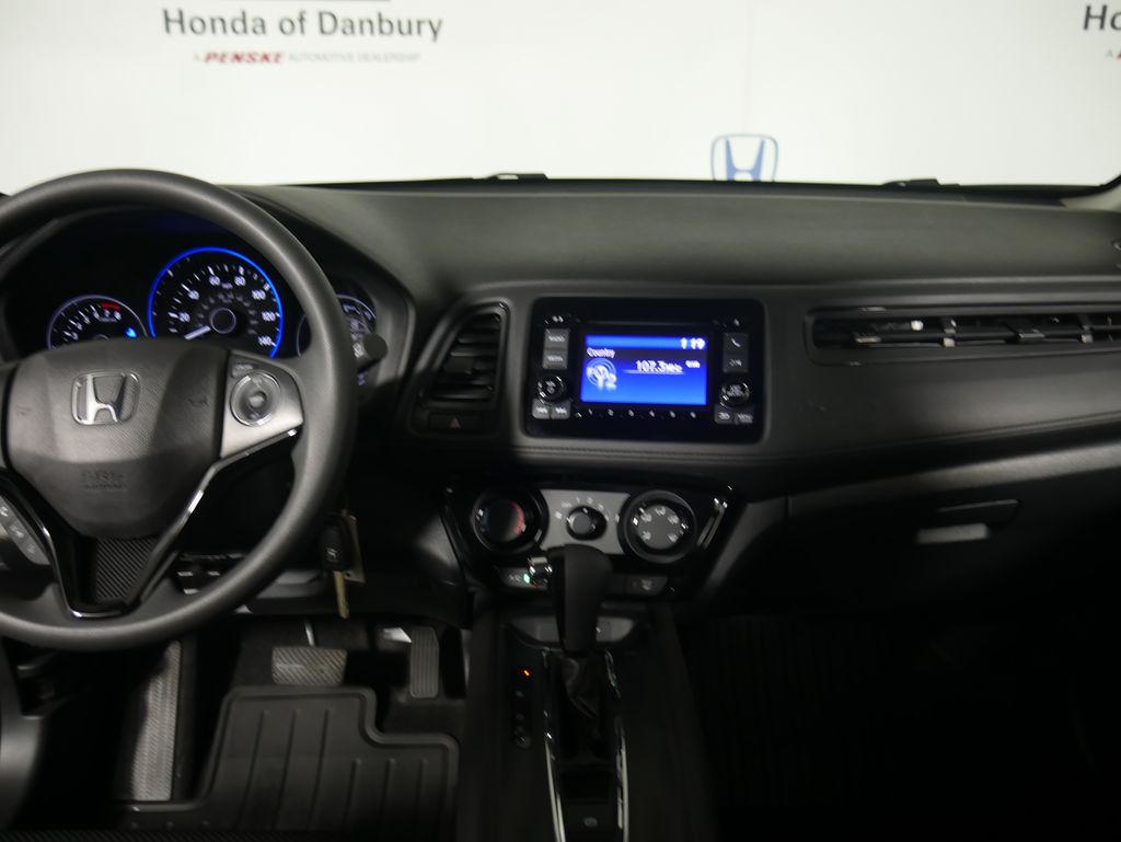 2022 Honda HR-V LX 18